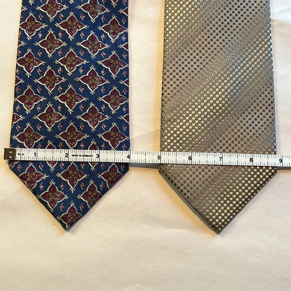 KENNETH COLE Silk Neckties